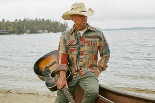 Kenny Chesney: The Original Vibe Room Tour with Eric Church