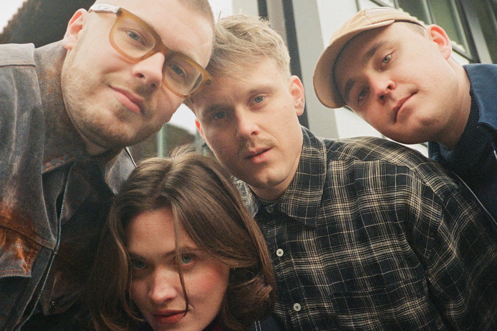 BLÆST inkl. 4-retters middag med vin, vand og øl show poster