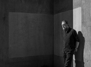 Dirty Old Town og NKA pres: Erlend Ropstad med band
