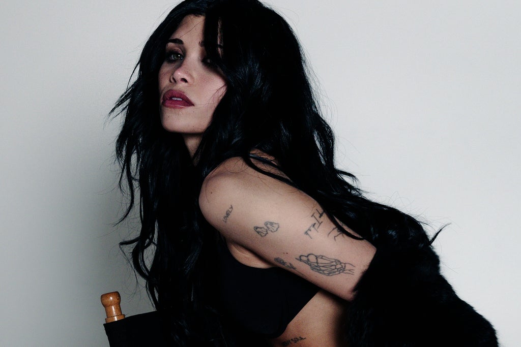 Nessa Barrett