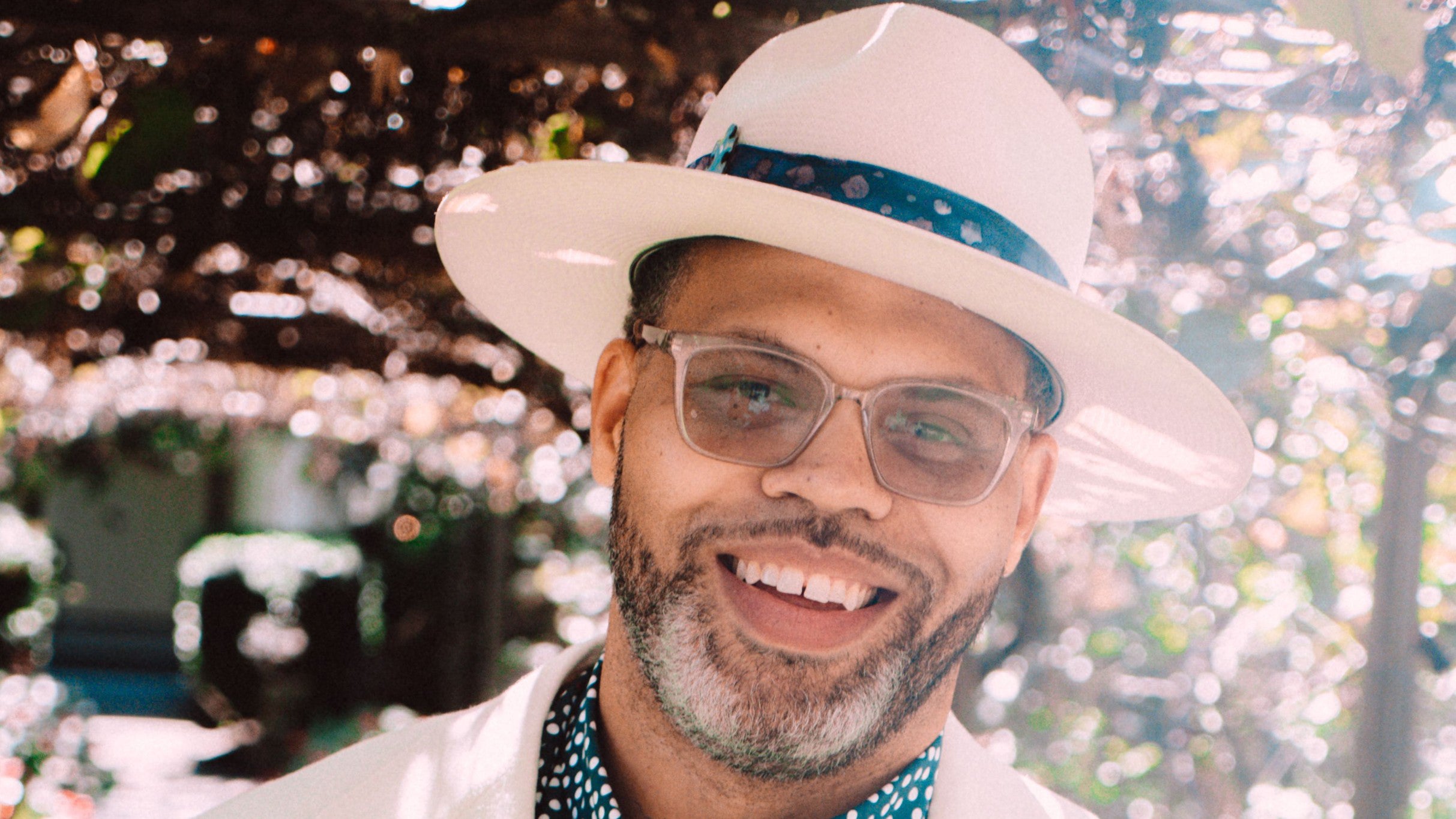 Apollo Presents: Eric Roberson at The Apollo’s Historic Theater – New York, NY