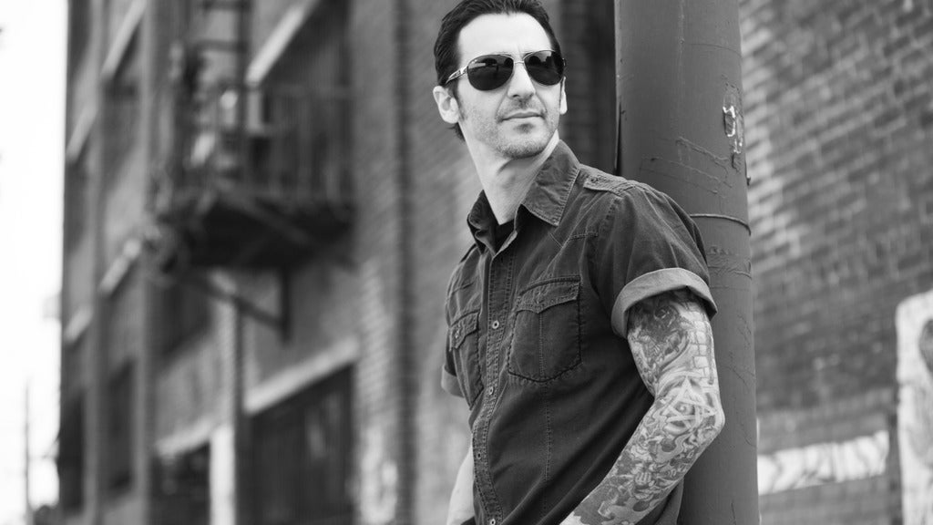 Hotels near Sully Erna Events