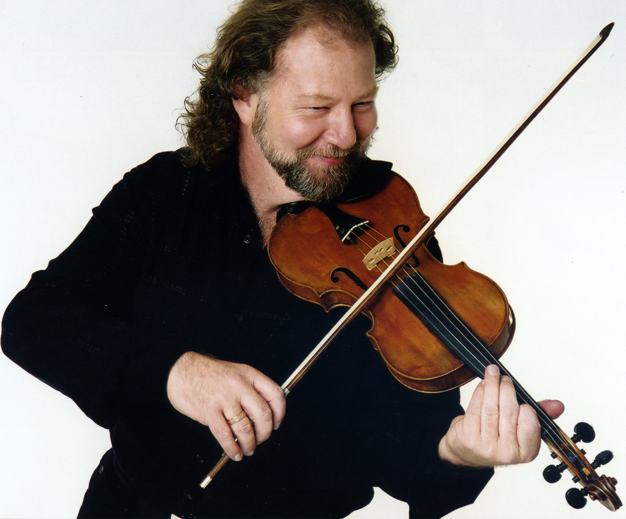 Alasdair Fraser Band concert image