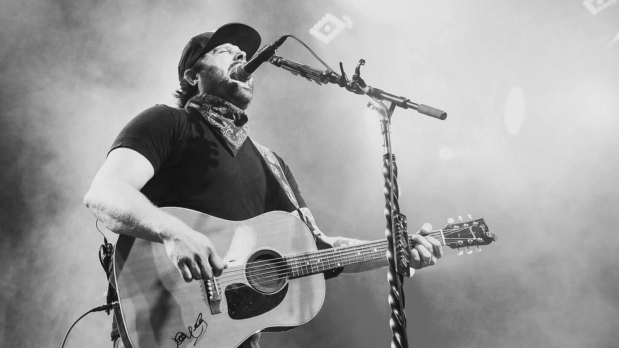 Douglas County Presents Randy Houser with Chase Bryant