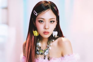 Bibi - 2025 1st World Tour [Eve]