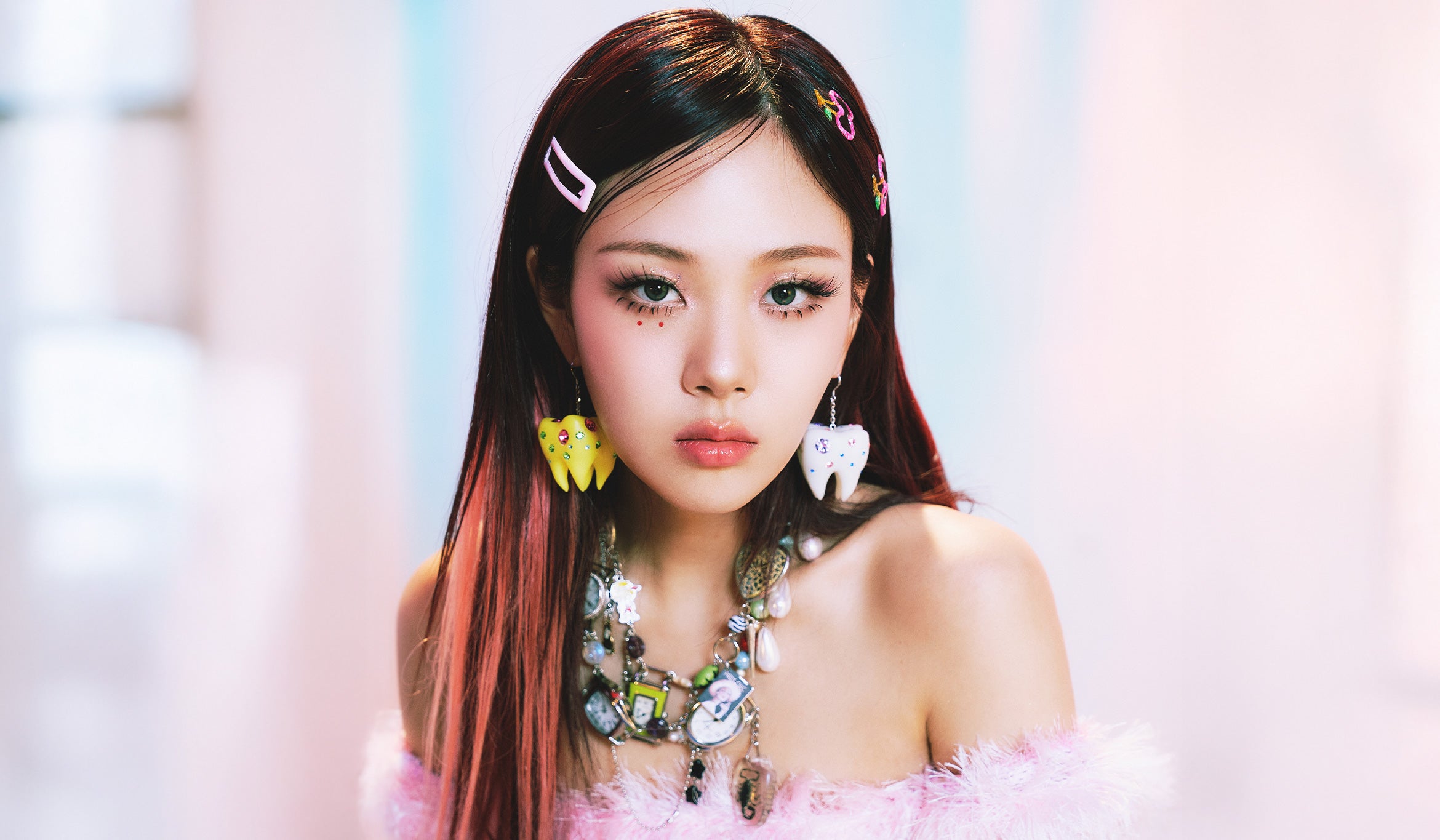 Bibi - 2025 1st World Tour [Eve]