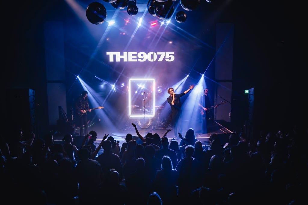 The 9075 — gig artwork