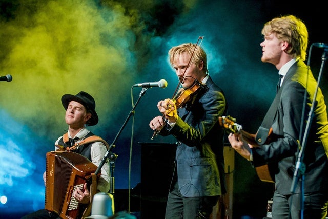 Ticket Reselling DREAMERS' CIRCUS