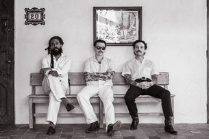 KCRW Presents Thee Sacred Souls