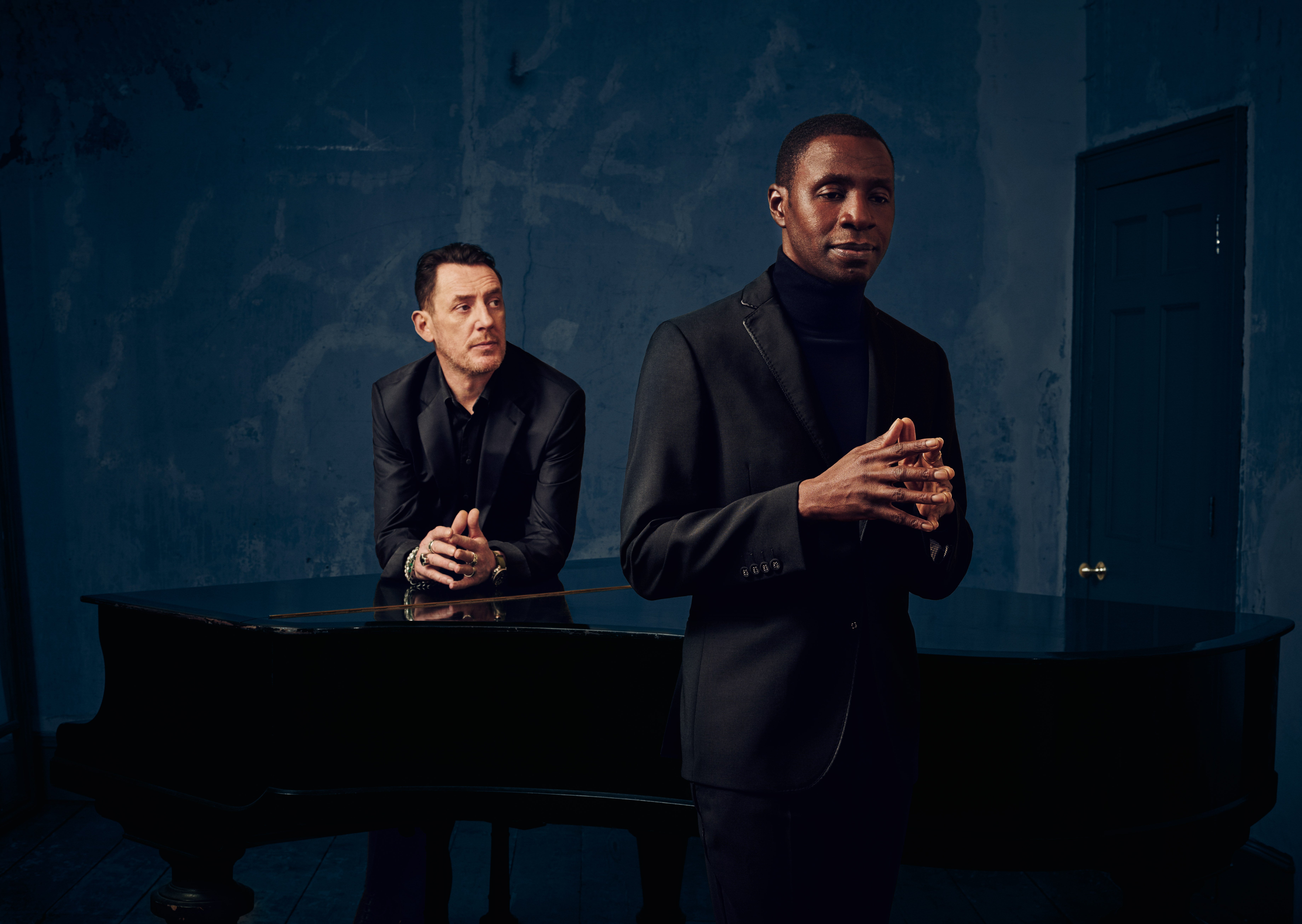 Tunde of Lighthouse Family Live in Worcester Cathedral Event Title Pic