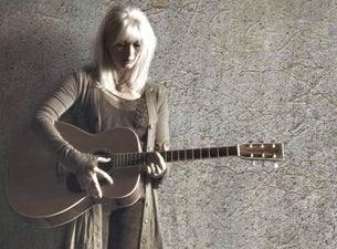 Emmylou Harris
