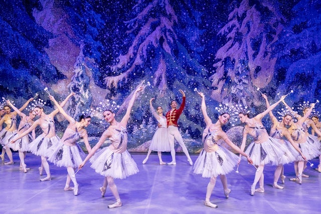 The International Ballet Company Berlin opfører Nøddeknækkeren