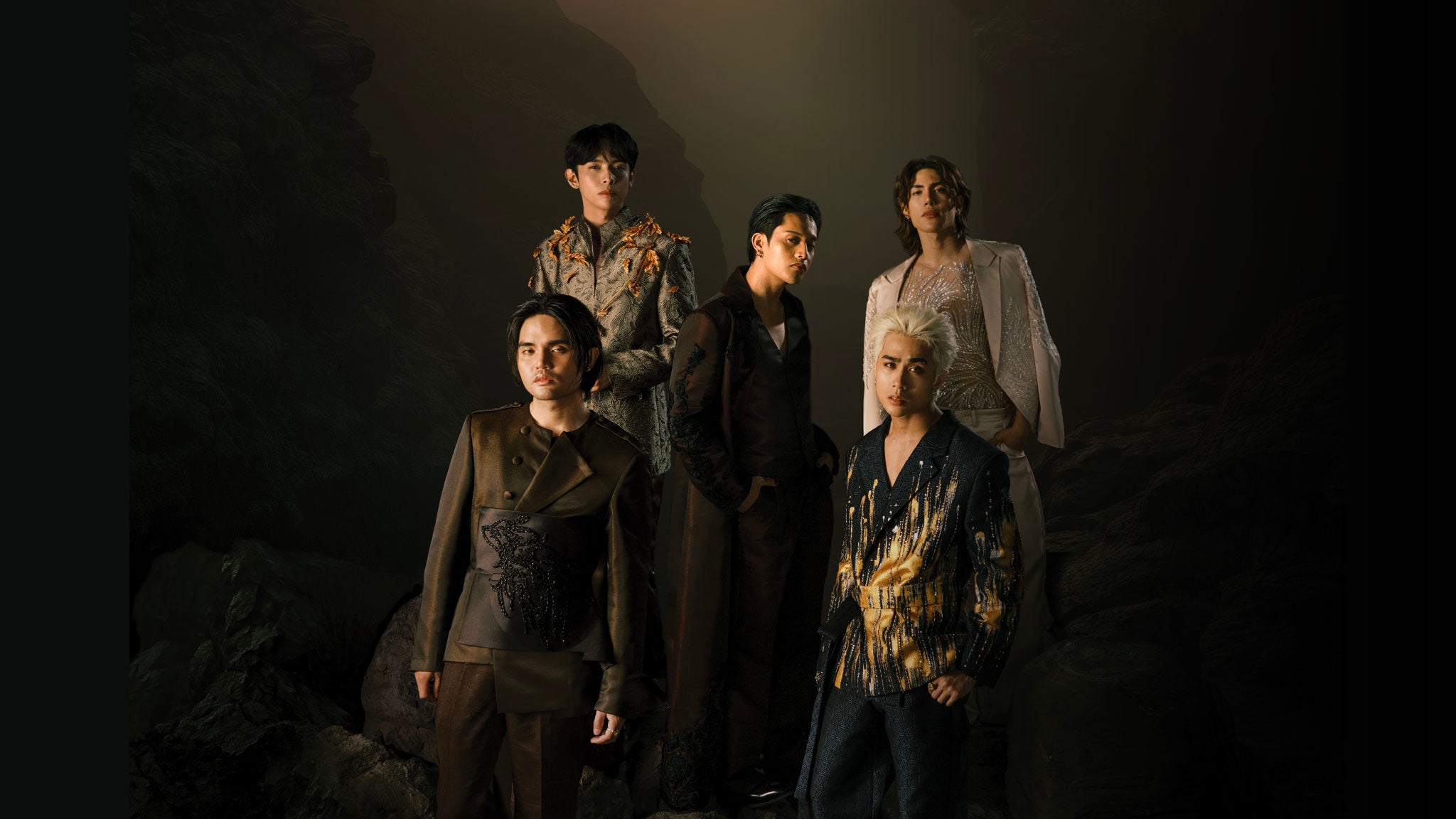 SB19 : Simula at Wakas World Tour