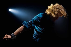 Simply Red - Ticket & Hotel Experience