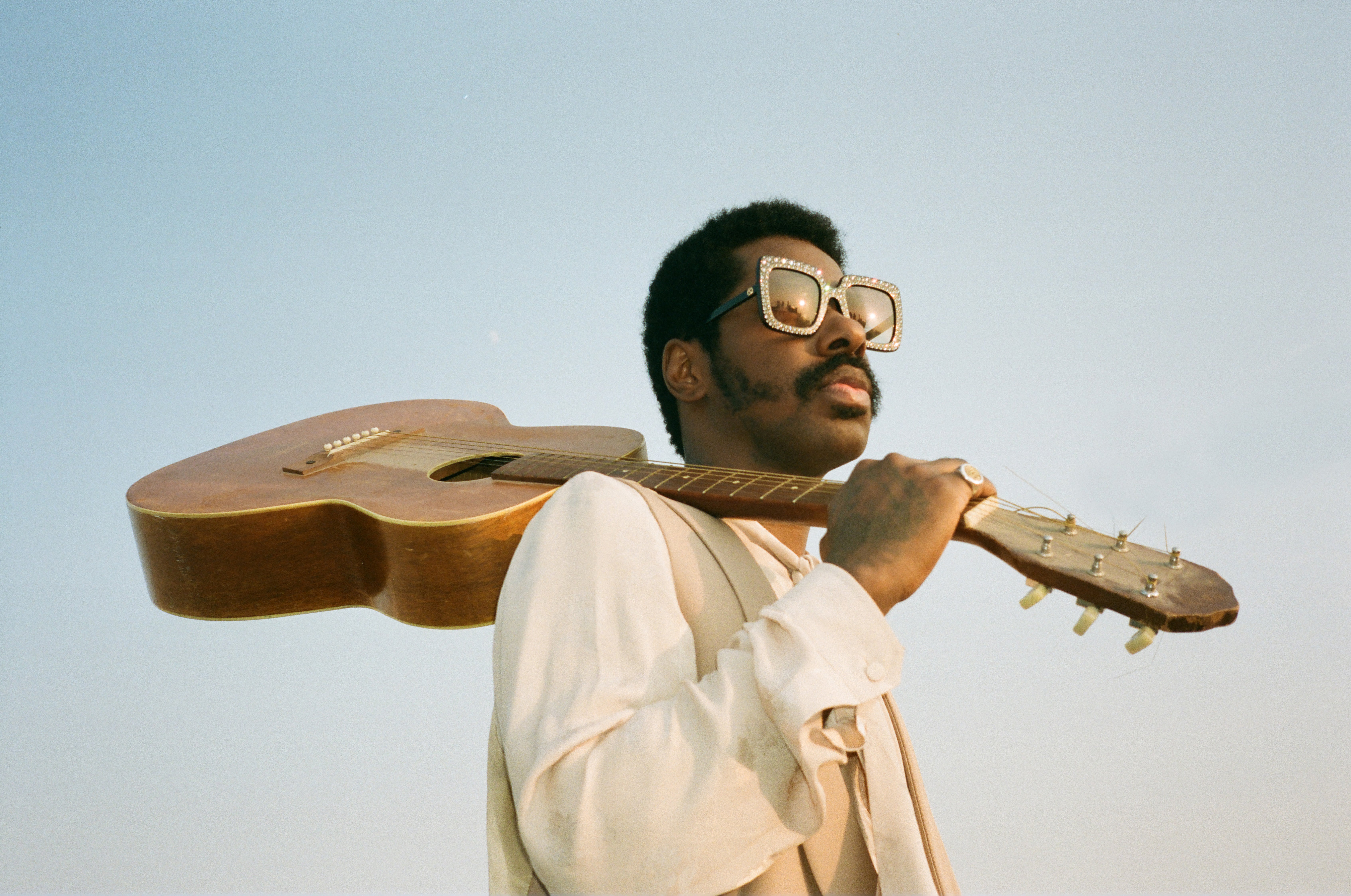 Curtis Harding Event Title Pic