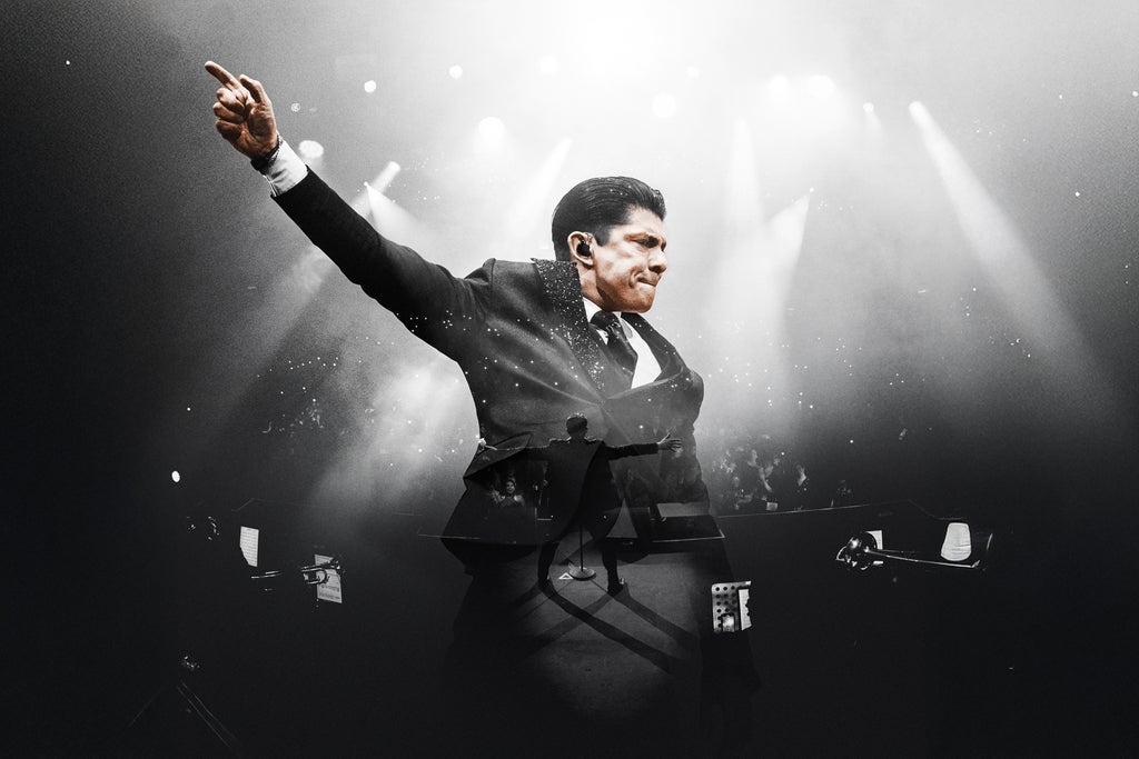 Victor García Mi Regreso Tour