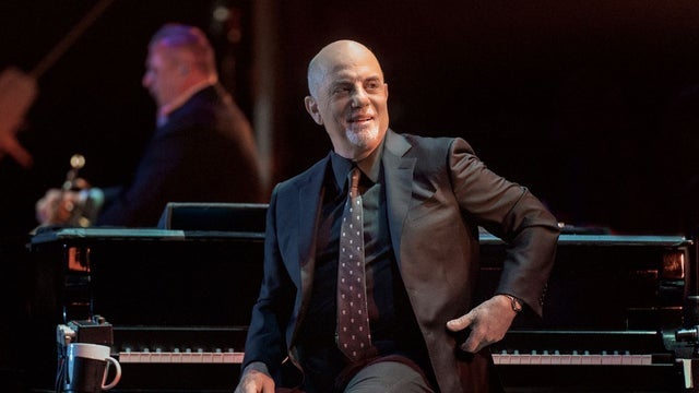 Billy Joel - Official Premium Ticket and Hotel Experiences