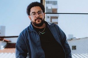 VHOOR with Special Guests