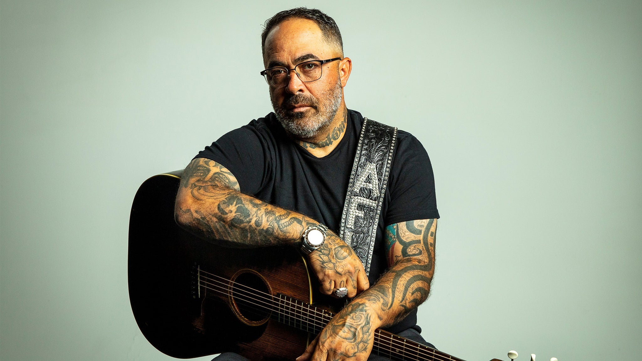 Aaron Lewis Acoustic at Paramount Theatre