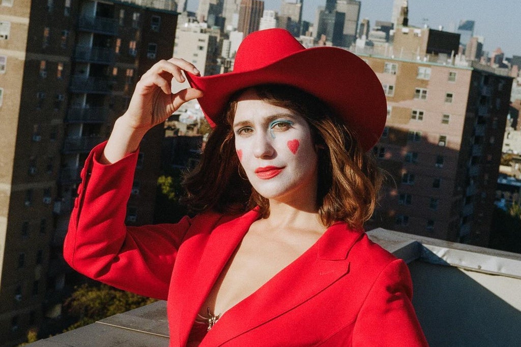 Lola Kirke