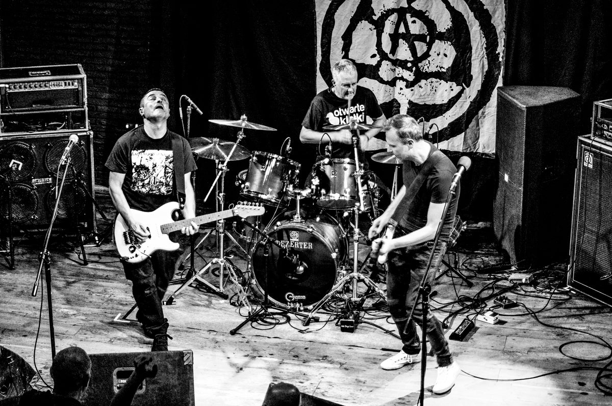 Dezerter, Jad, Ohyda