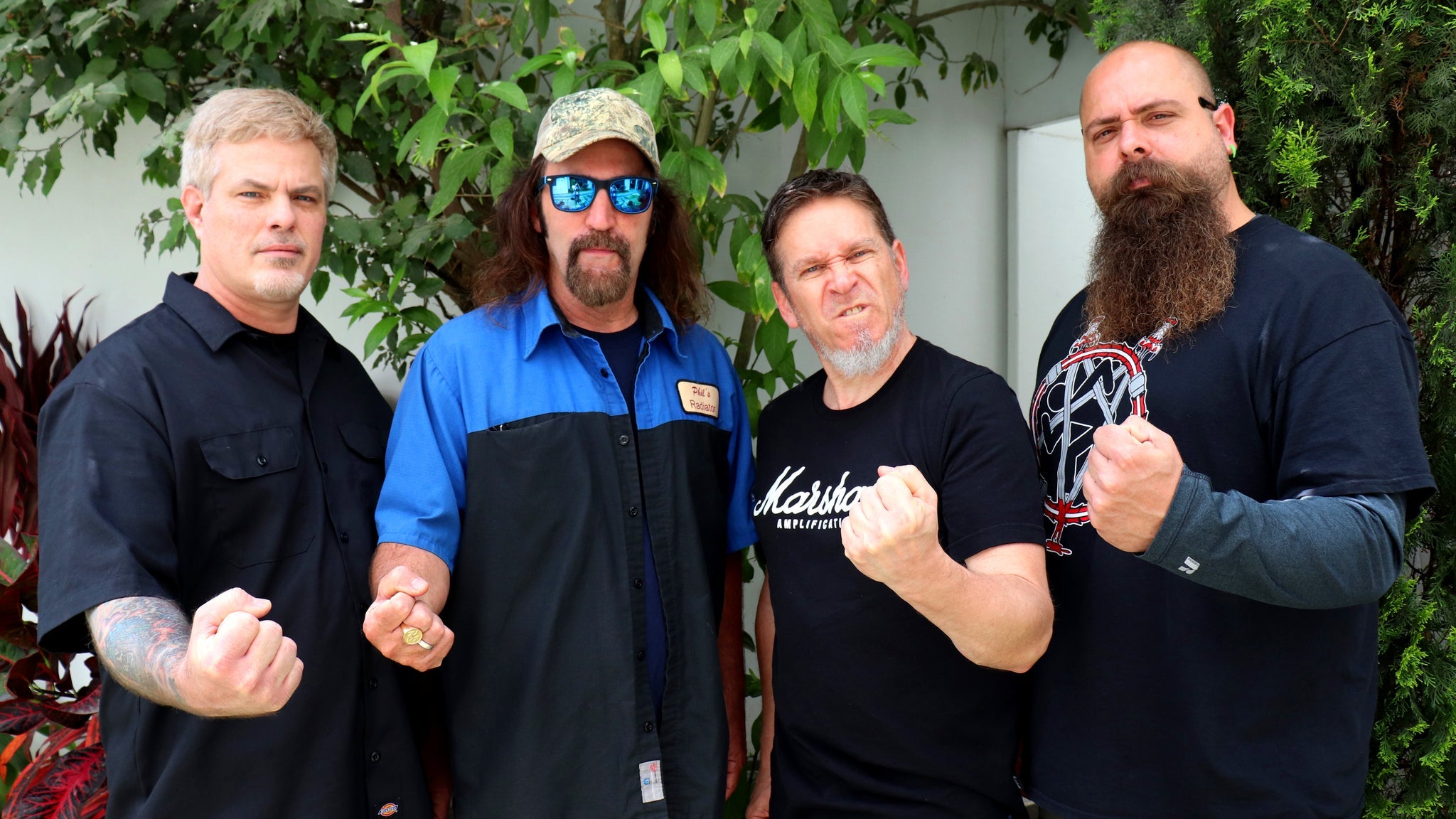 D.R.I., support: Faul Techniczny