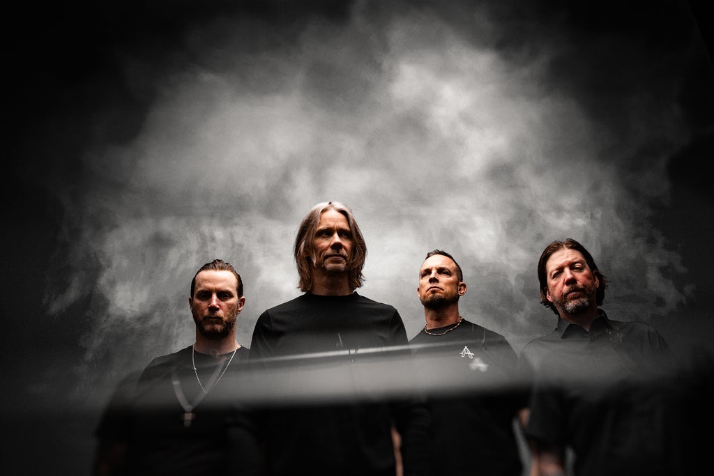 Alter Bridge: What Lies Within Tour