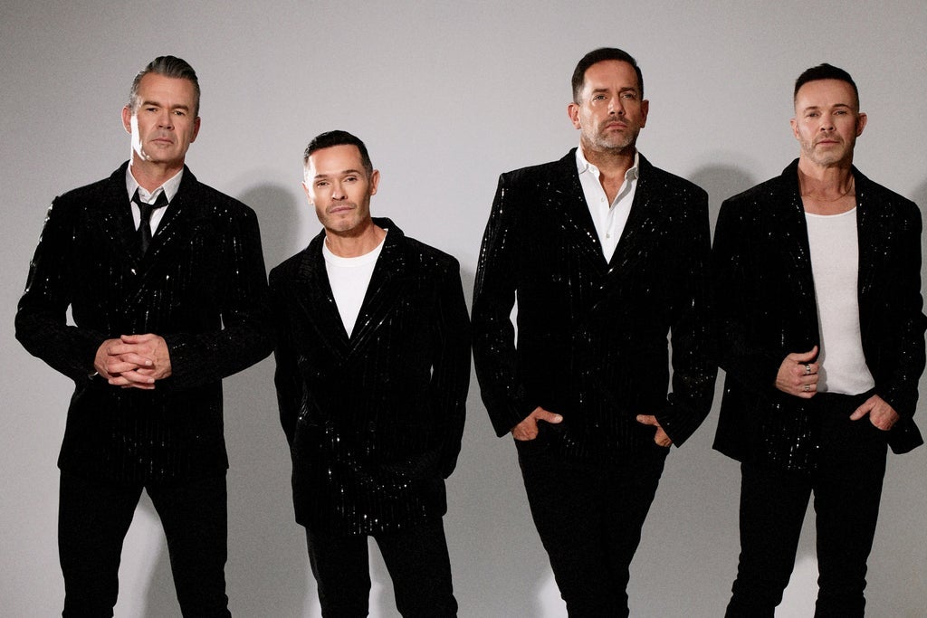 Night at The Parkland - Human Nature - All The Hits Live