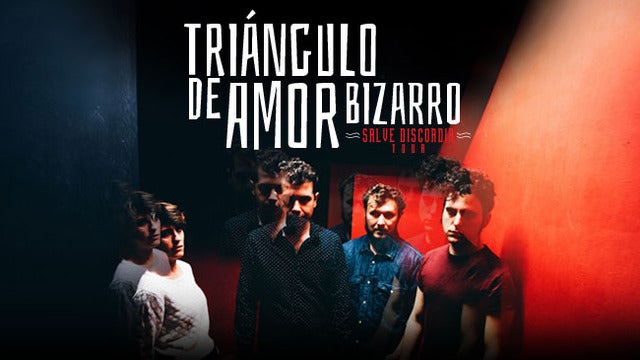 Triangulo De Amor Bizarro, World