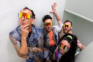 REGURGITATOR - JUKEBOXXIN' with a fistful of fizzers