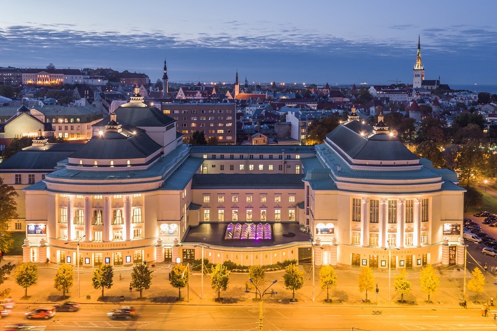 FIGARON HÄÄT W. A. Mozartin ooppera show poster