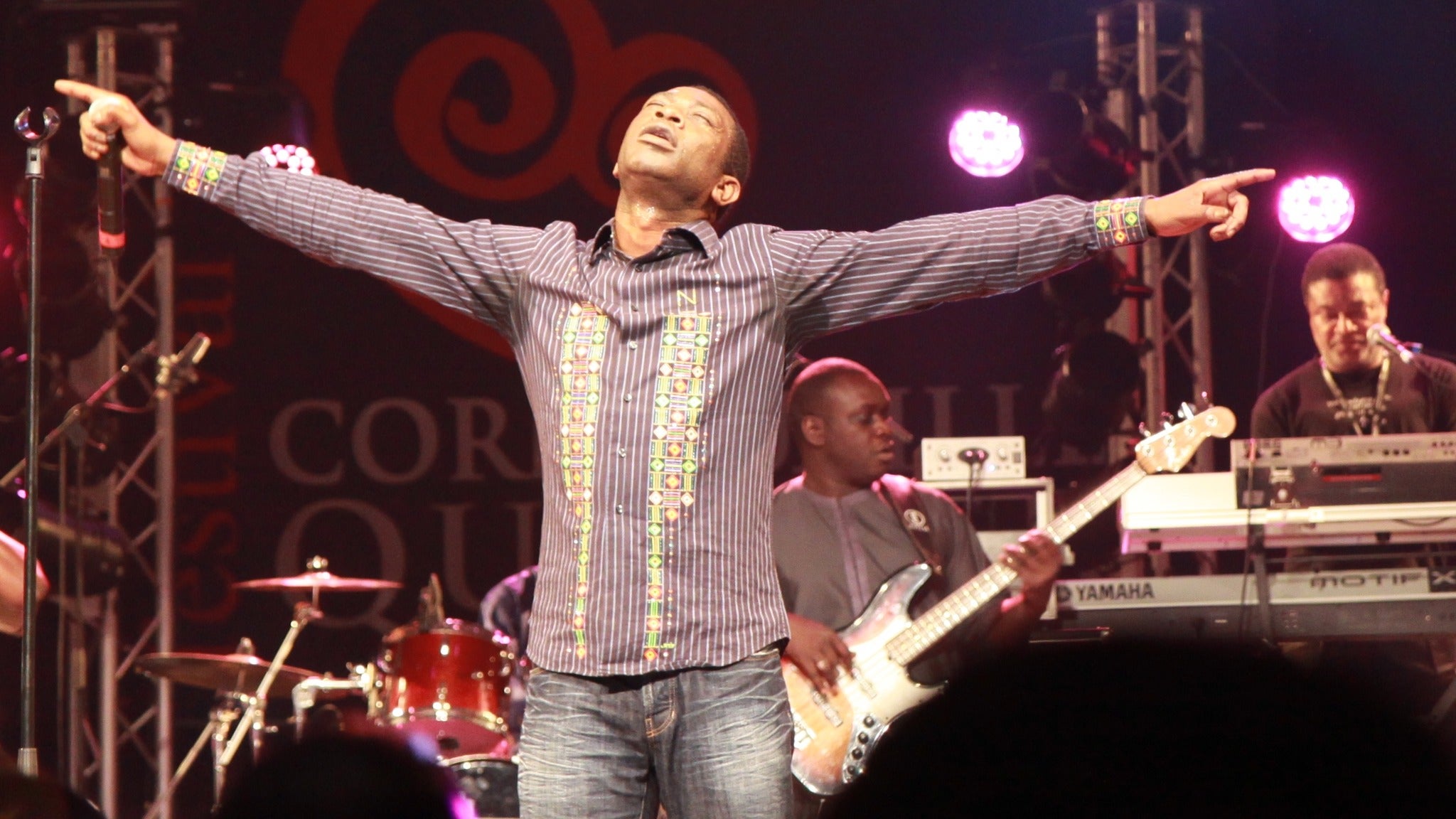 Youssou N'dour live