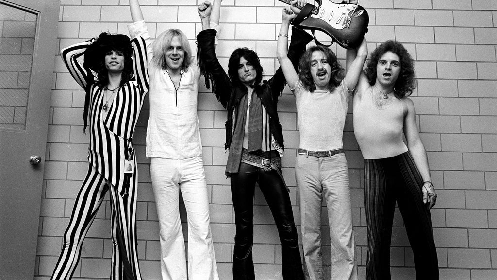 Hotels near Aerosmith Events