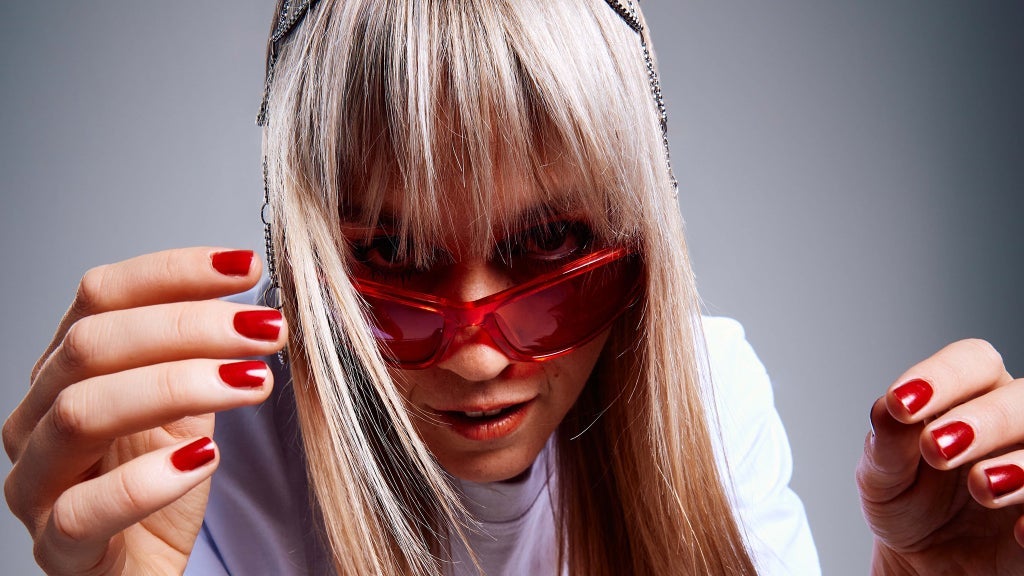 NINA HEPBURN | ALL DAY LONG | 19 SEPTEMBER 2026 @ Villa Viva