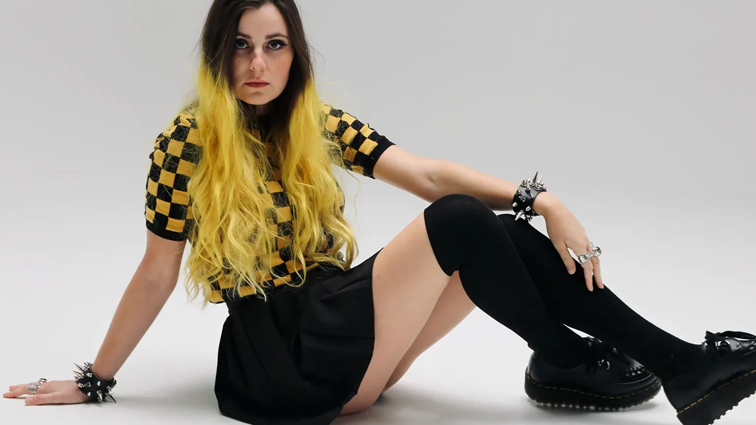 AViVA 