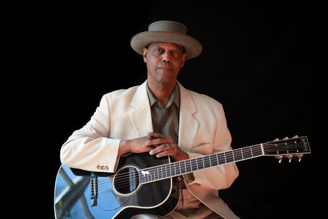 Presales to eric bibb: members use these when buying pre-sale tickets