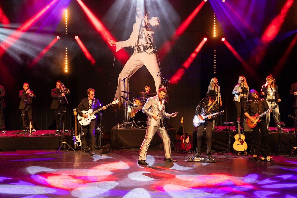 Bouke Rocks Elvis in France