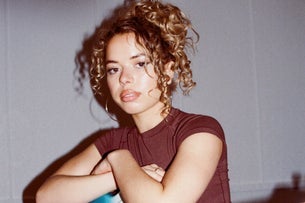 Nilüfer Yanya