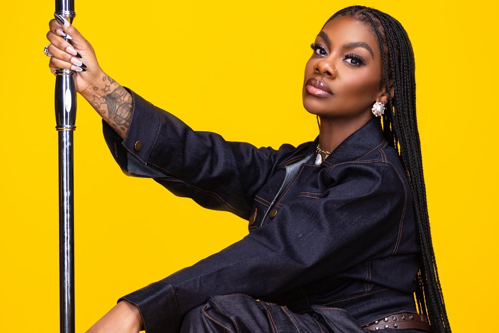 Jess Hilarious - Don't Play Wit' Me (Filming Live) EARLY SHOW