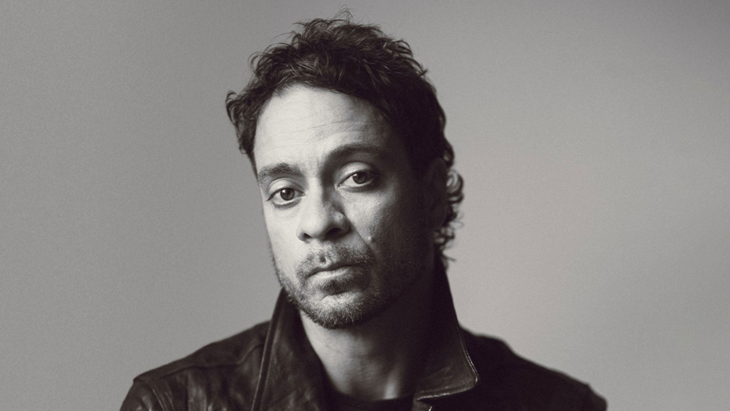 updated presale password to Amos Lee advanced tickets in Bloomington