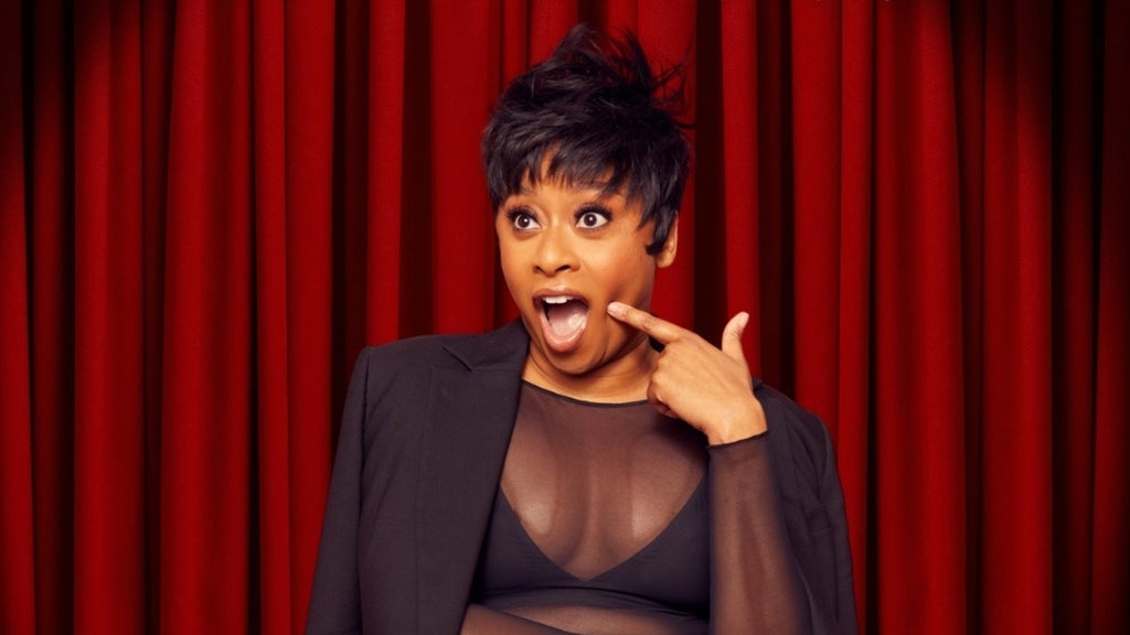 Phoebe Robinson