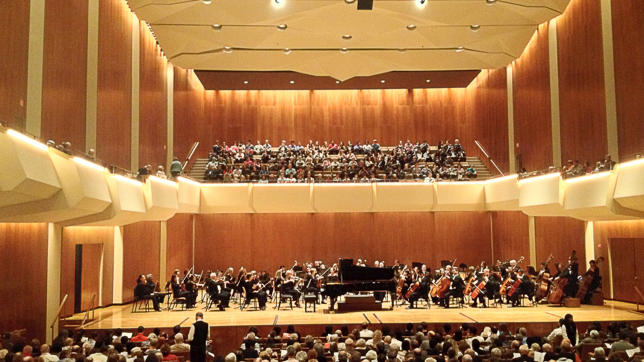 St. Louis Symphony at Jesse Auditorium