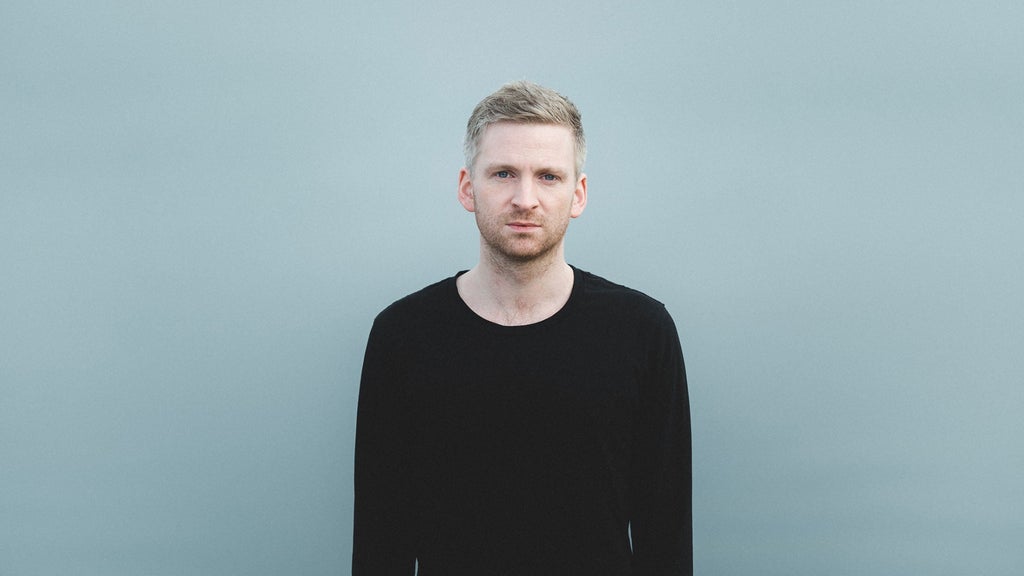 Ólafur Arnalds "Falling Apart Together"