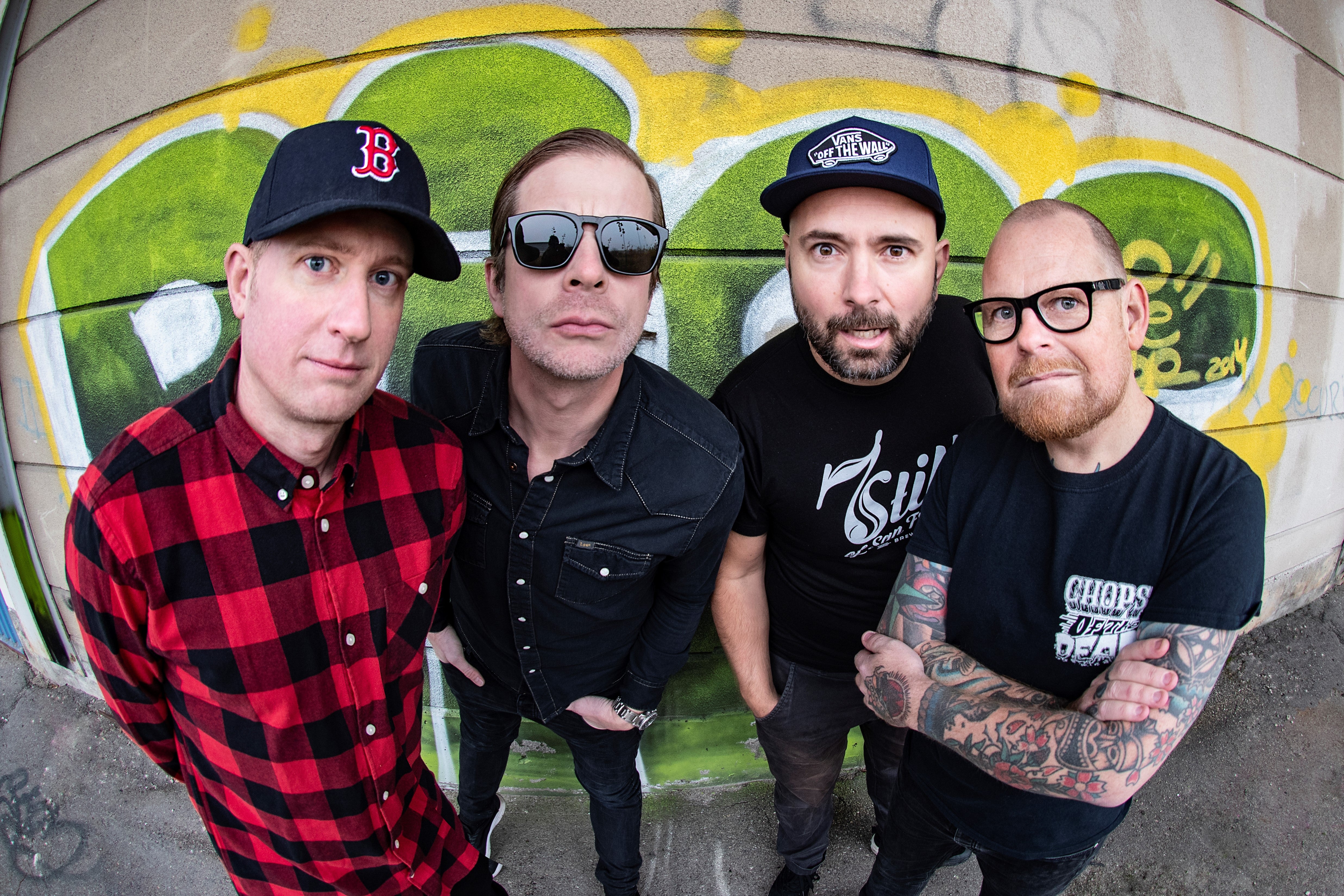 MILLENCOLIN (SWE) - performing 'Pennybridge Pioneers' in full