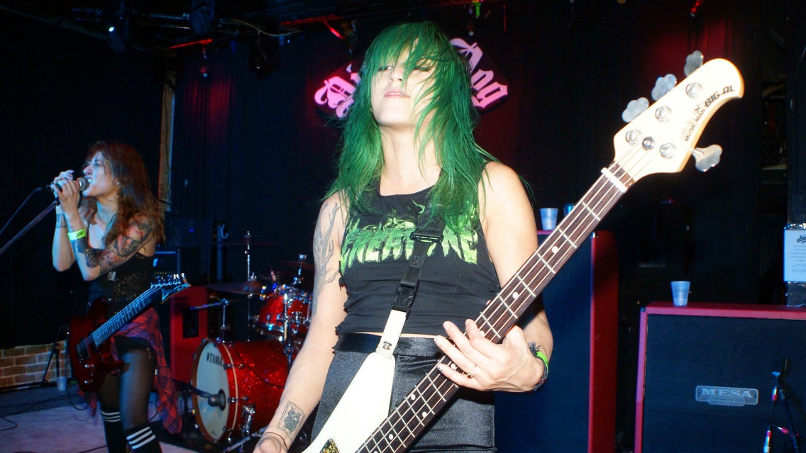 Eyes Set To Kill (Early Show)