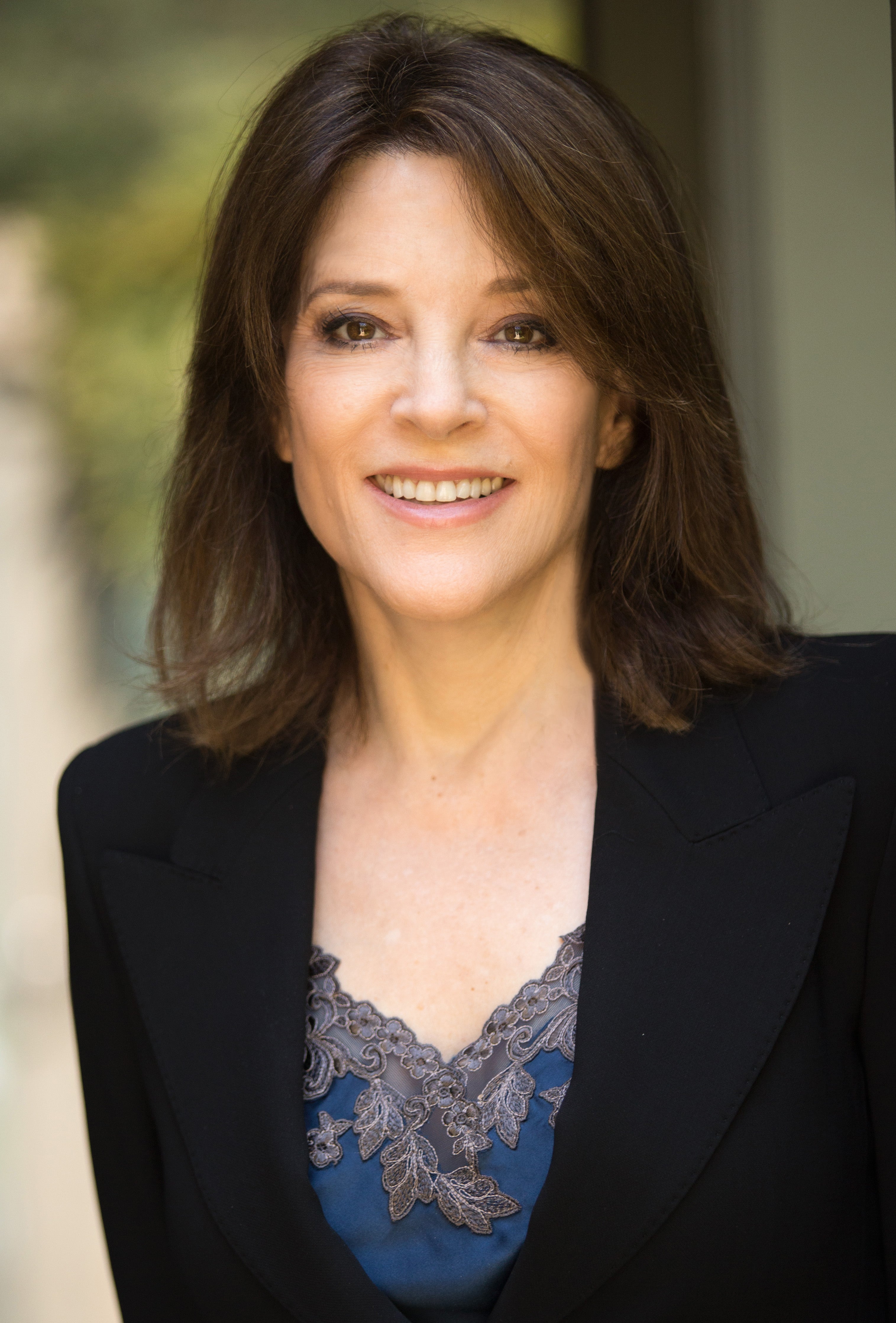 1 Day Workshop with Marianne Williamson at Bluma Appel Theatre – Toronto, Canada