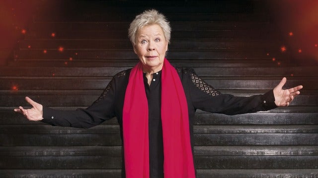 Ulla Tapaninen Lava-ammuntaa V