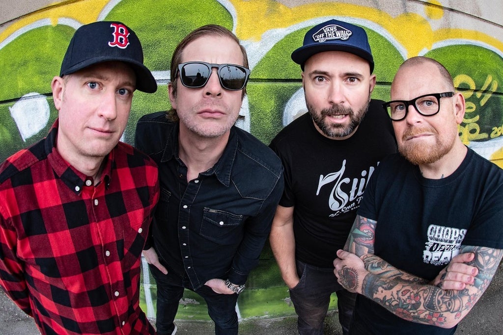 MILLENCOLIN performing 'Pennybridge Pioneers' in full