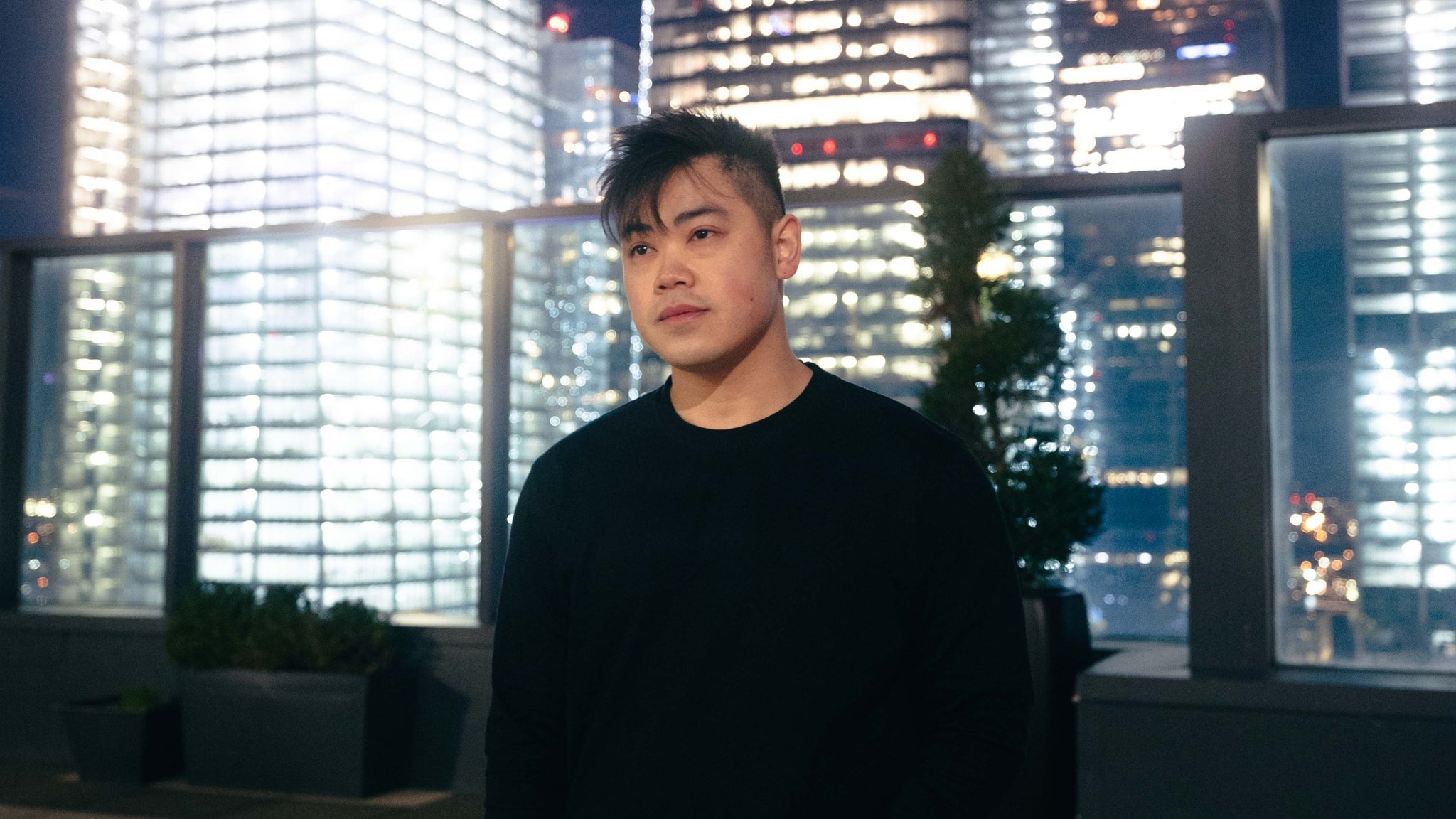 Hoang concert image