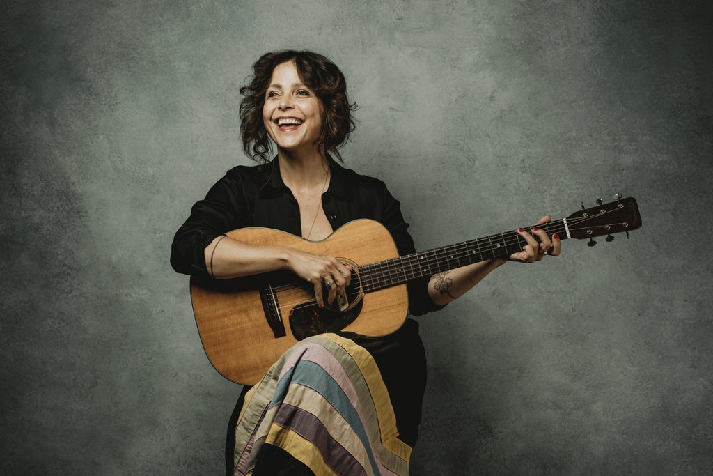 An Evening with May Erlewine!